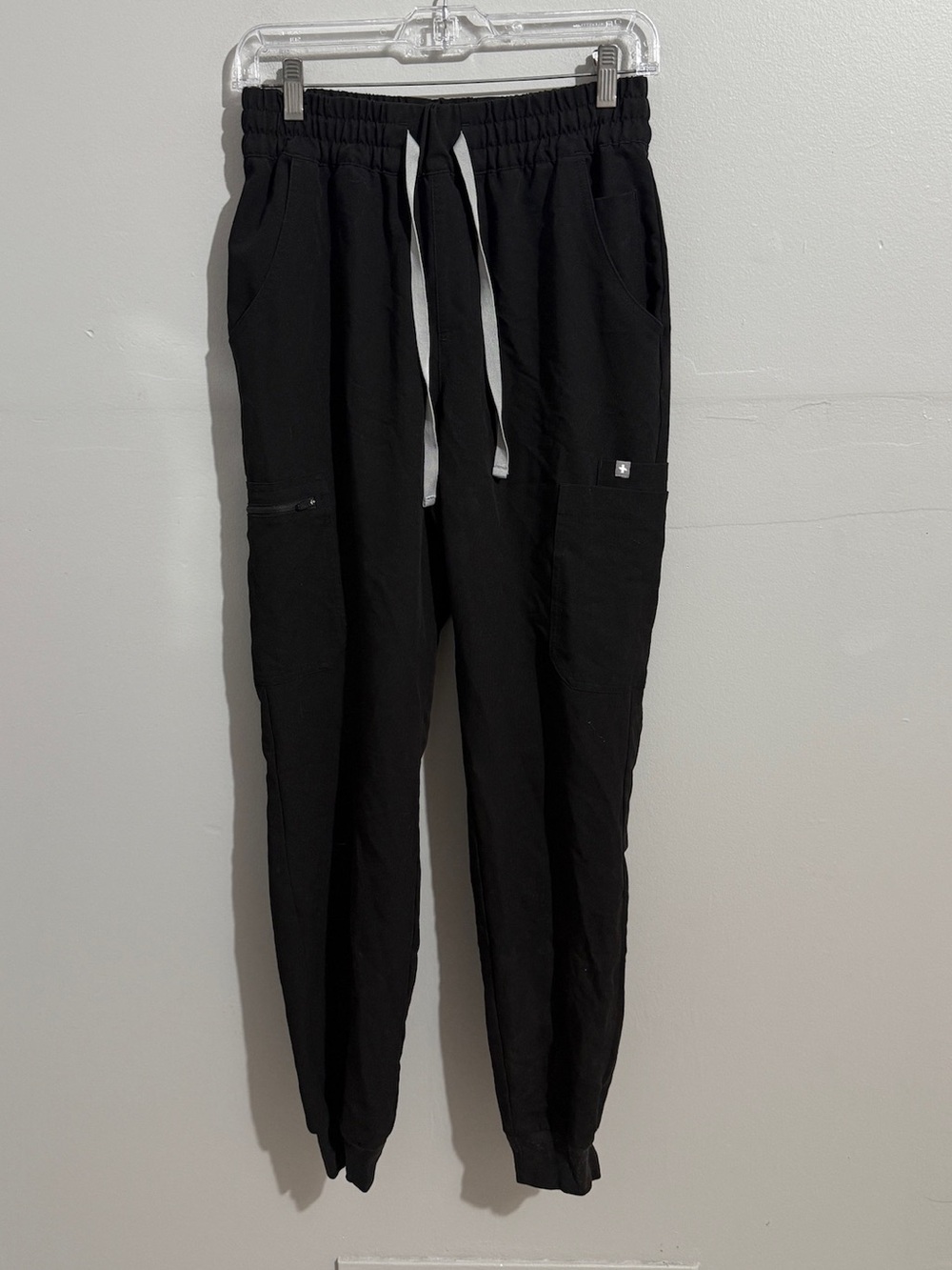FIGS Zamora Jogger Scrub Pants Womens Medium Tall Black Cargo Drawstring Cuffed